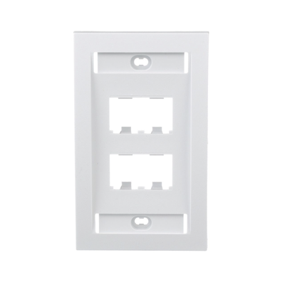 [CFPE4WHY] Placa de Pared Vertical Ejecutiva, Salida Para 4 Puertos Mini-Com, Con Espacios Para Etiquetas, Color Blanco